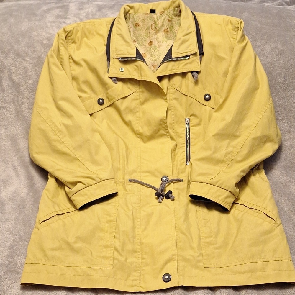 Woman's Vintage Jacket